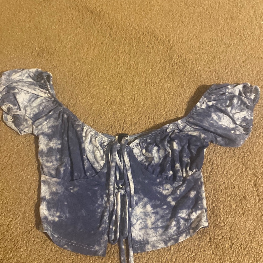 Windsor blue crop top